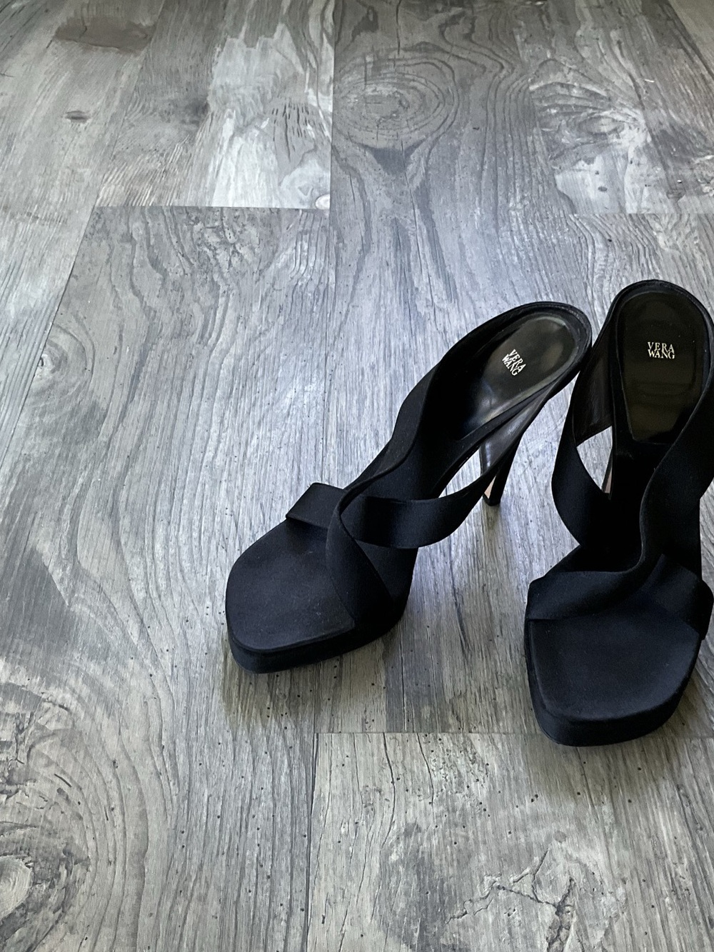 Never been worn - Vera Wang Women's Black Satin Heels